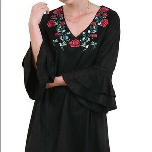 Umgee Womens Medium Dress Black Red Floral Suede Long Bell Sleeve V-Neck Short